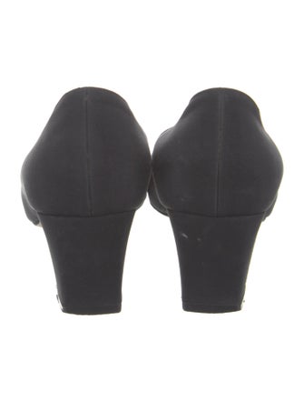 Manolo Blahnik Crystal Embellishments Pumps