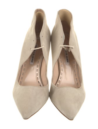Manolo Blahnik Suede Pumps