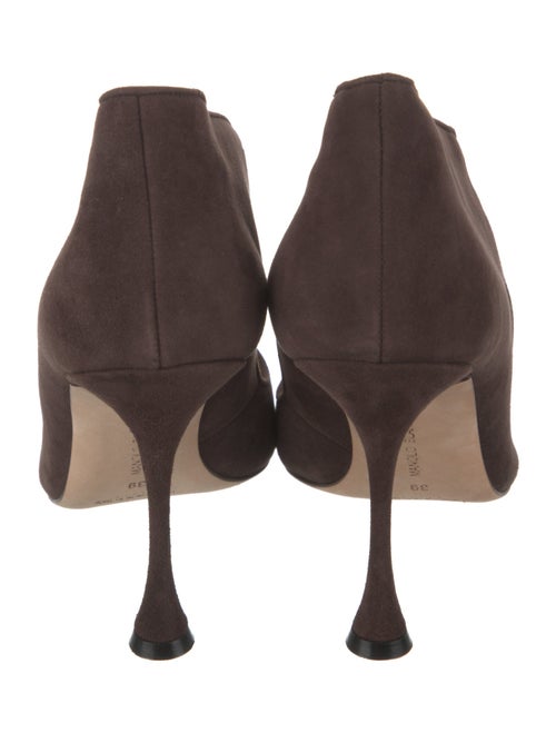Manolo Blahnik Suede Pumps