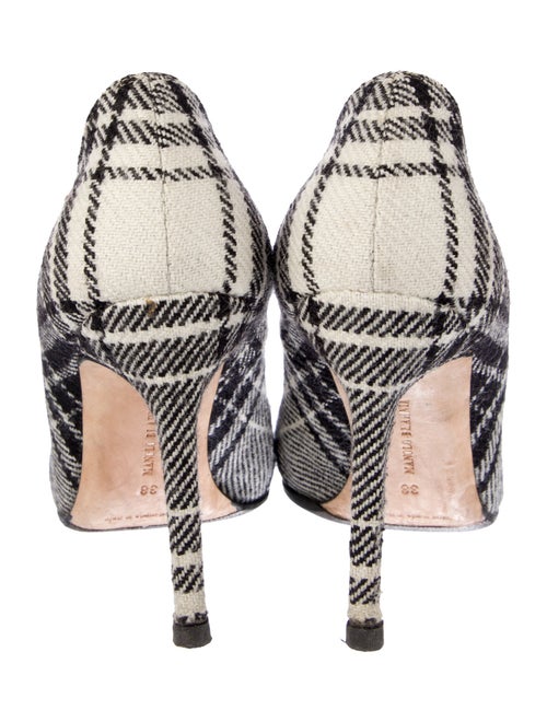 Manolo Blahnik Printed Pumps