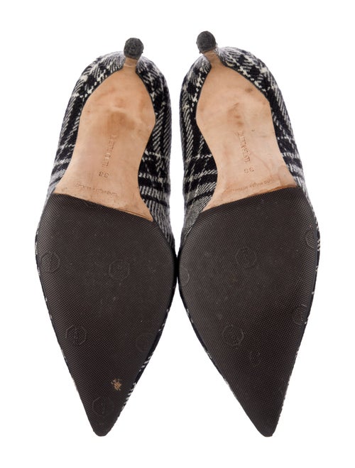 Manolo Blahnik Printed Pumps