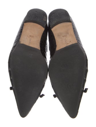 Manolo Blahnik Leather Bow Accents Ballet Flats