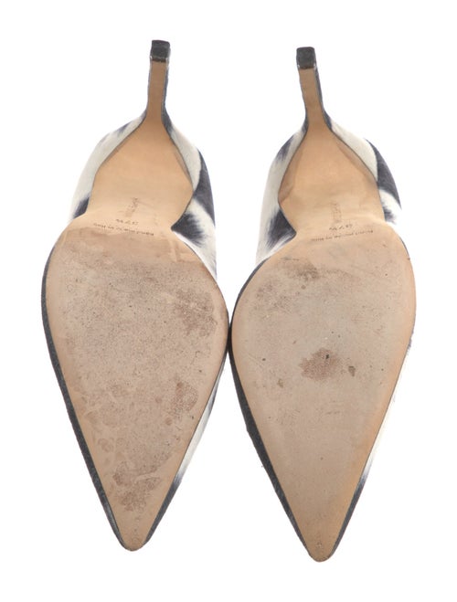 Manolo Blahnik Printed Pumps