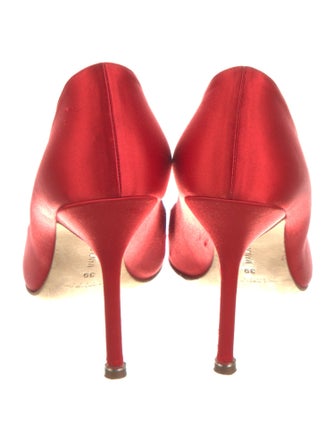 Manolo Blahnik Satin Crystal Embellishments Pumps