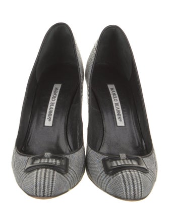 Manolo Blahnik Wool Printed Pumps