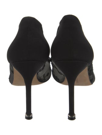 Manolo Blahnik Lace Lace Pattern Pumps