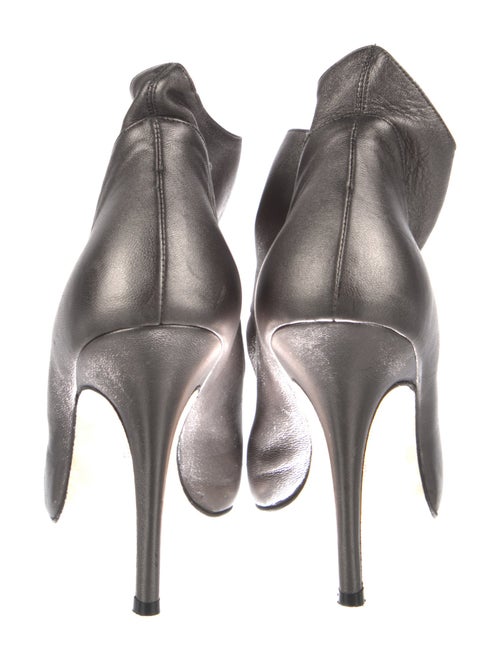 Manolo Blahnik Leather Lace-Up Boots