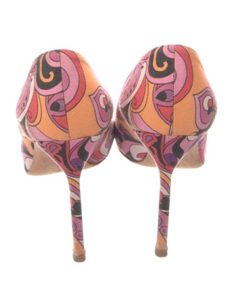 Manolo Blahnik Printed Pumps
