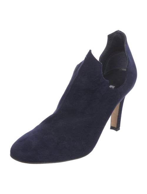 Manolo Blahnik Suede Pumps