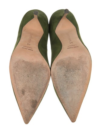 Manolo Blahnik Suede Pumps