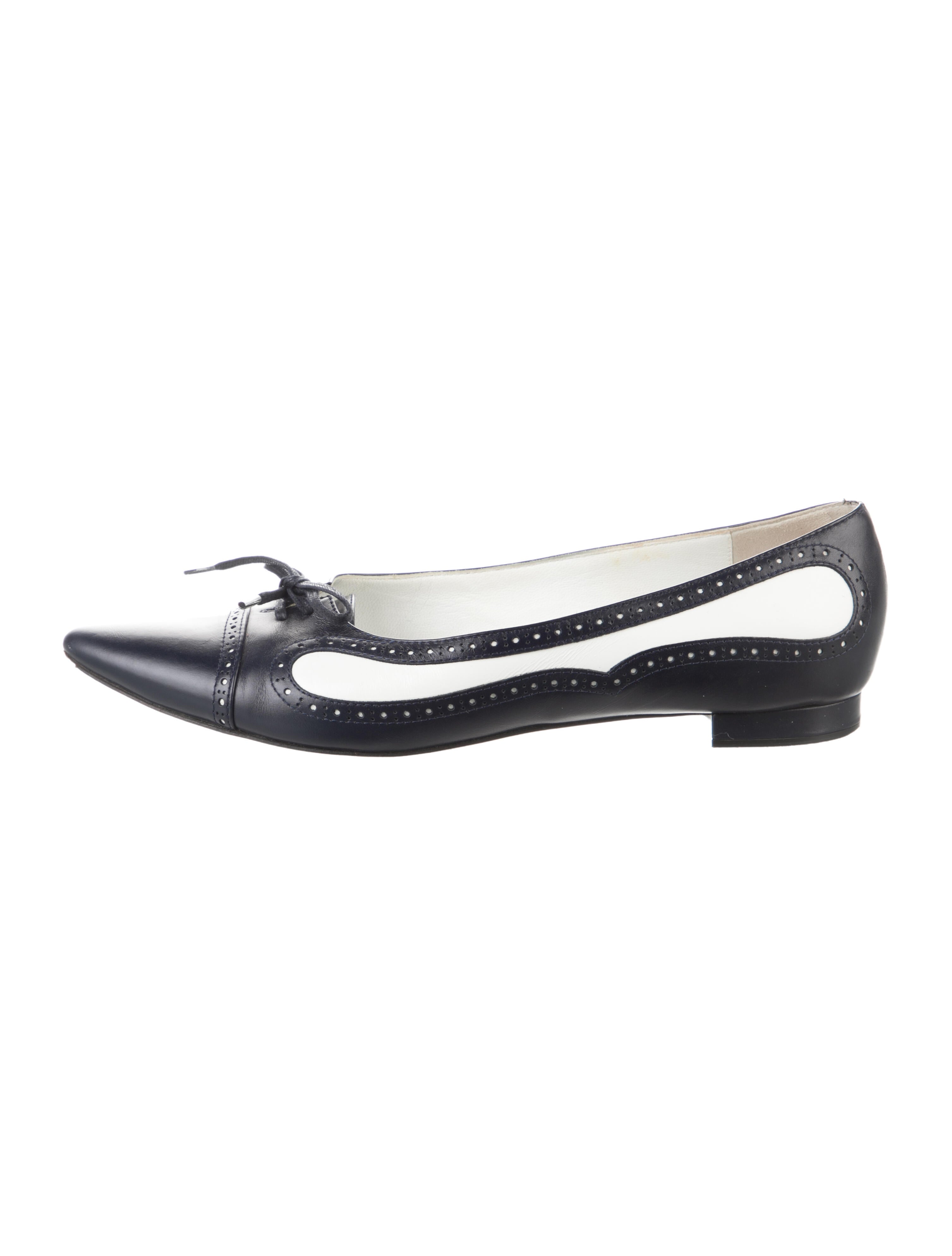 Manolo Blahnik Leather Bow Accents Ballet Flats