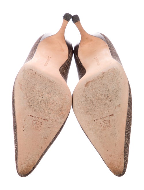Manolo Blahnik Pumps