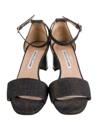 Manolo Blahnik D'Orsay Pumps