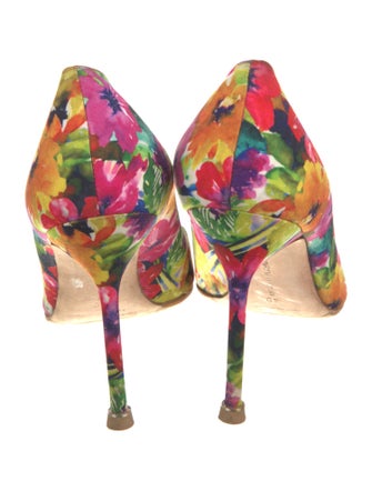 Manolo Blahnik Floral Print Crystal Embellishments Pumps