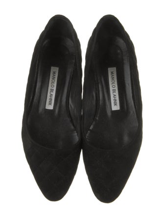 Manolo Blahnik Quilted Pattern Suede Pumps