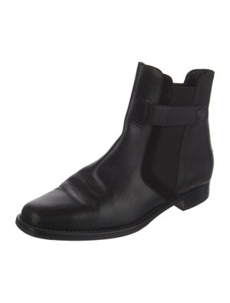Manolo Blahnik Leather Chelsea Boots