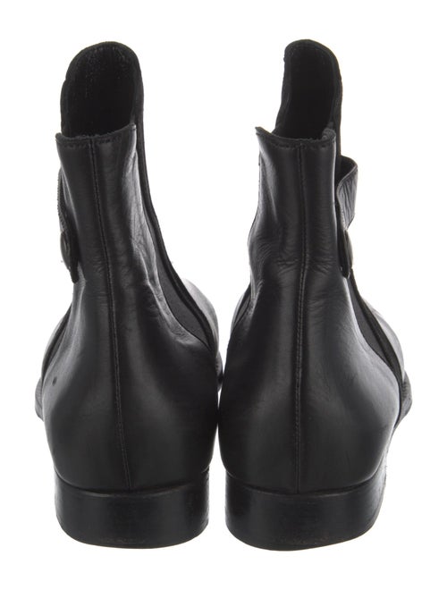 Manolo Blahnik Leather Chelsea Boots