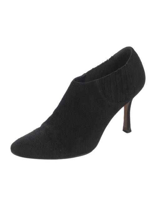 Manolo Blahnik Suede Pumps