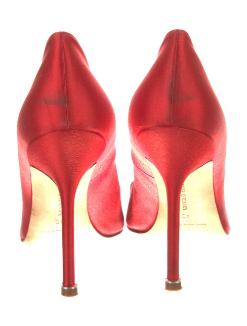 Manolo Blahnik Satin Crystal Embellishments Pumps