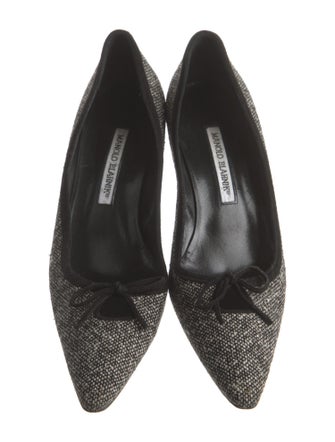 Manolo Blahnik Tweed Pattern Bow Accents Pumps