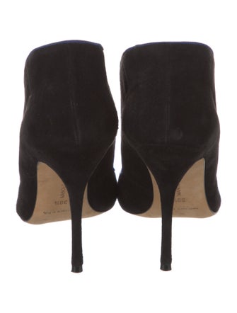 Manolo Blahnik Suede Pumps