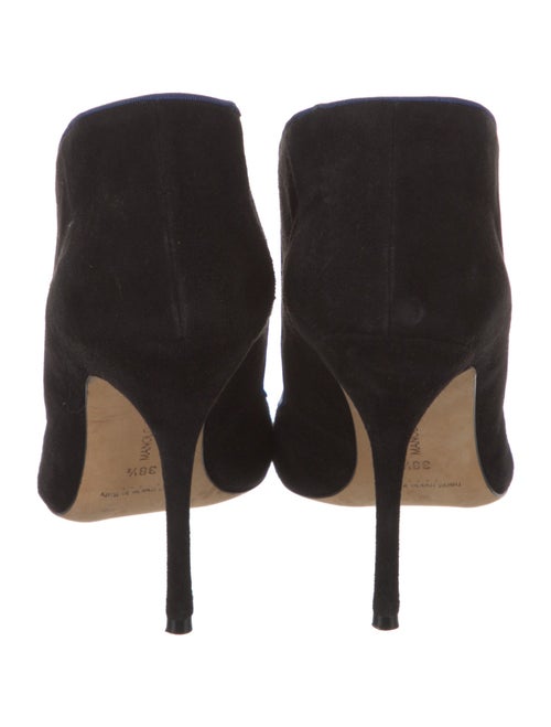 Manolo Blahnik Suede Pumps