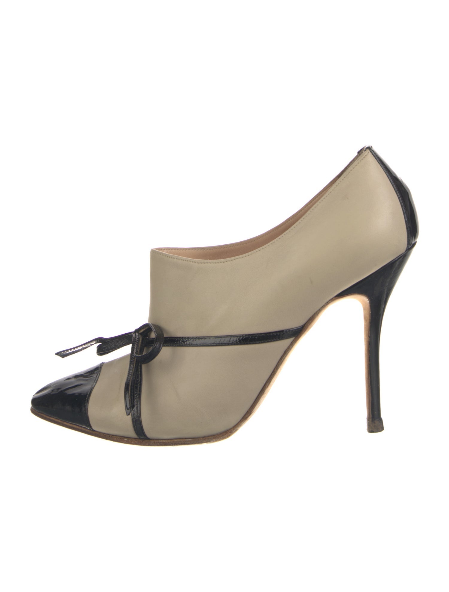 Manolo Blahnik Leather Colorblock Pattern Pumps