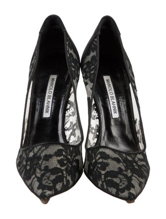 Manolo Blahnik Lace Lace Pattern Pumps