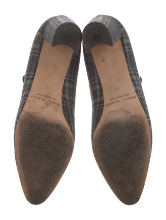 Manolo Blahnik Wool Printed Pumps