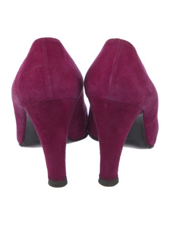 Manolo Blahnik Suede Pumps