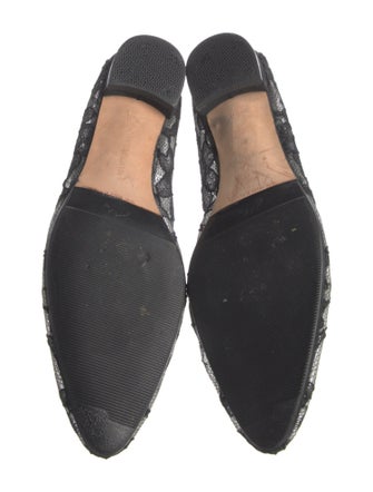 Manolo Blahnik Lace Lace Pattern Flats