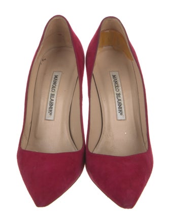Manolo Blahnik Suede Pumps