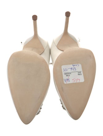 Manolo Blahnik Hangisi Satin Pumps