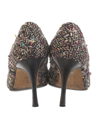 Manolo Blahnik Tweed Tweed Pattern Pumps
