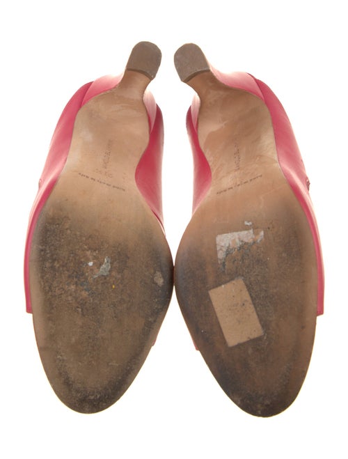 Manolo Blahnik Ard Leather Sandals