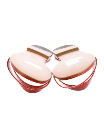 Manolo Blahnik Serrato Leather Slides