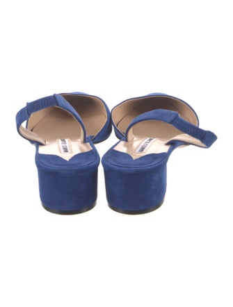 Manolo Blahnik Aspro 30 Suede Slingback Pumps
