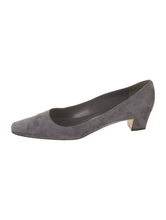 Manolo Blahnik Listony Suede Pumps