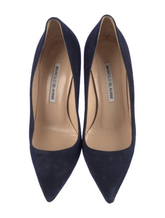 Manolo Blahnik BB Suede Pumps
