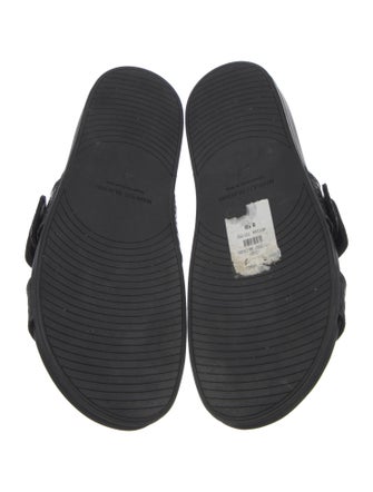 Manolo Blahnik Mayfu Leather Slides