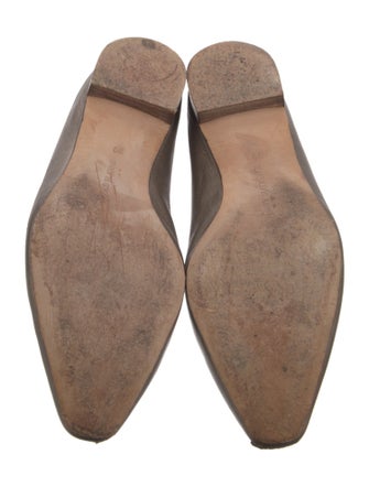 Manolo Blahnik Lanza Leather Ballet Flats
