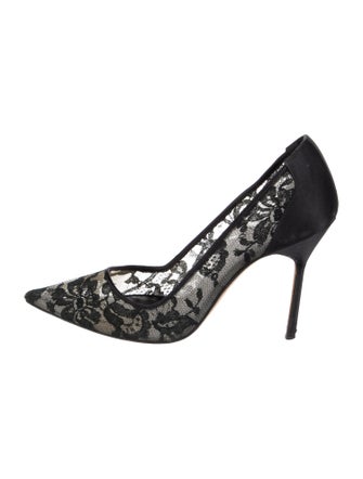 Manolo Blahnik Lace Lace Pattern Pumps