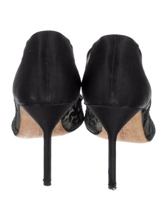 Manolo Blahnik Lace Lace Pattern Pumps