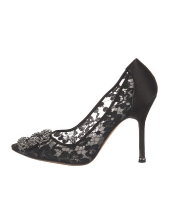 Manolo Blahnik Lace Lace Pattern Pumps