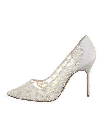 Manolo Blahnik Lace Lace Pattern Pumps