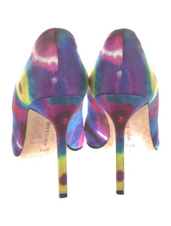 Manolo Blahnik Floral Print Pumps