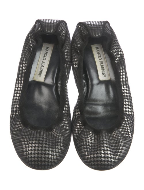 Manolo Blahnik Houndstooth Print Ballet Flats