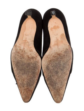 Manolo Blahnik Suede Bow Accents Pumps