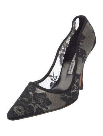 Manolo Blahnik Lace Lace Pattern Pumps