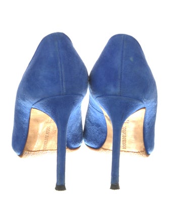Manolo Blahnik Suede Pumps